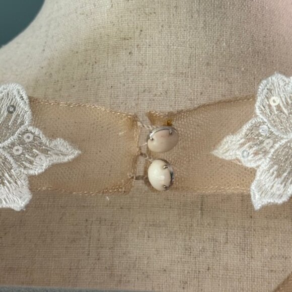 DB Studio David's Bridal Girl's Ivory Satin Tulle Flower Formal Dress Gown Sz 12 - Picture 13 of 16